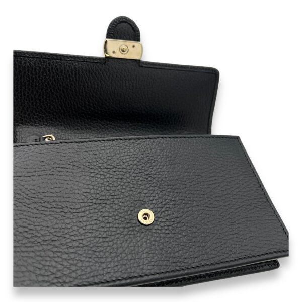 Interlocking G Wallet On Chain Black in Calfskin, Light Gold hardware - Image 7