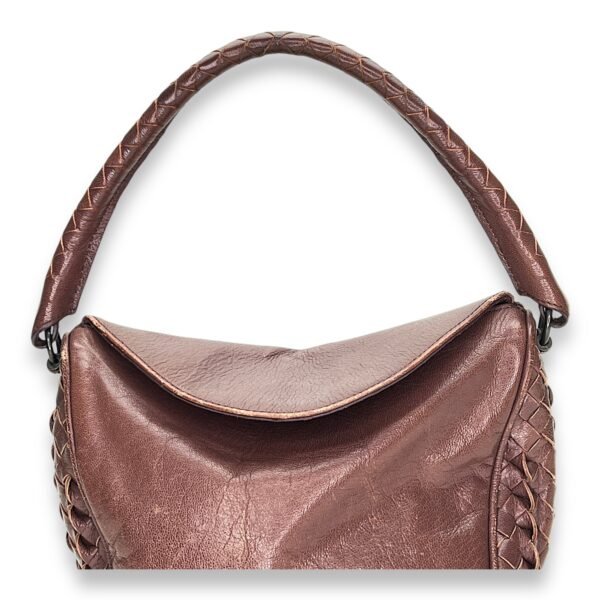 Intrecciato Shoulder bag in Calfskin, Gunmetal Hardware - Image 7