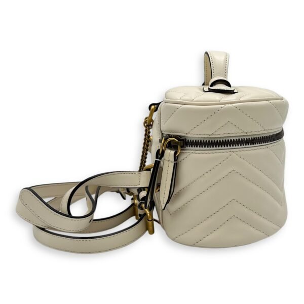 GG Marmont Backpack White in Calfskin, Gold hardware - Image 3