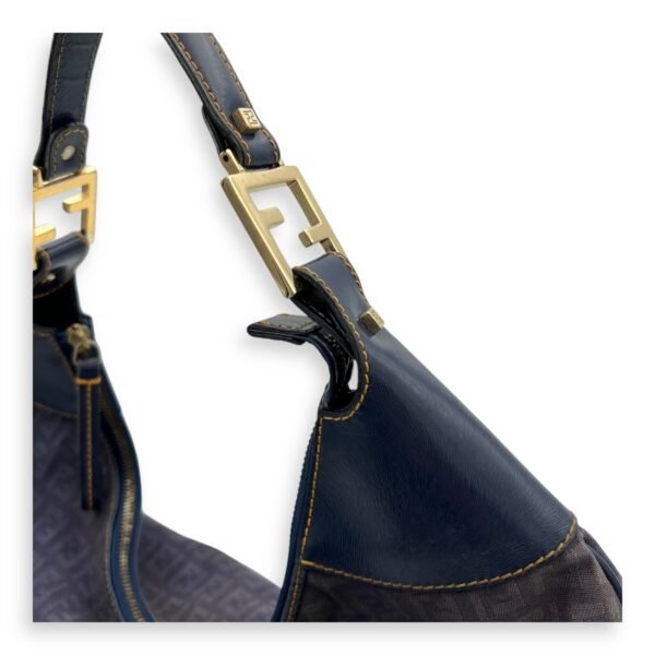 FF Zucca Shoulder Bag Blue in Jacquard, Gold hardware - Image 7