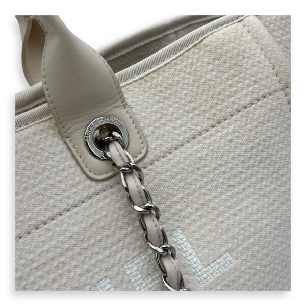 Deauville Tote Bag White in Canvas, Silver hardware - Image 7
