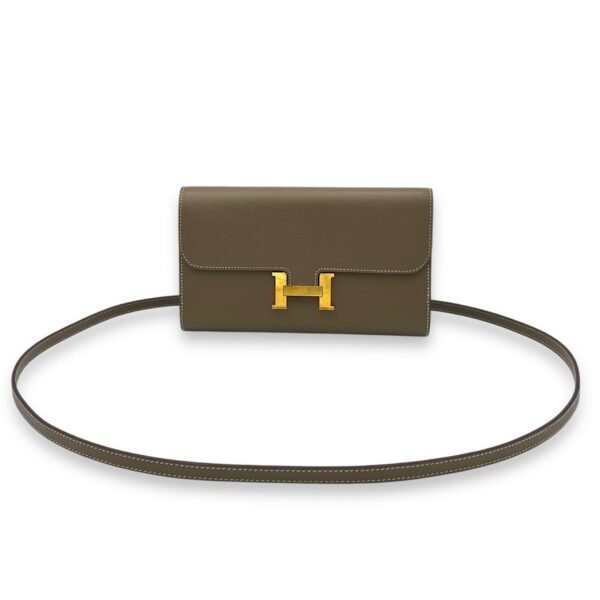 Constance On The Go Etoupe in Epsom, Gold hardware - Image 7