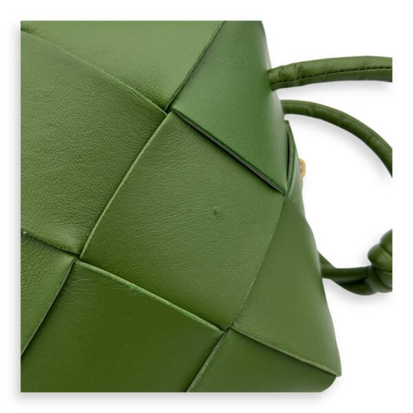 Cassette Shoulder Bag Green in Lambskin, Gold hardware - Image 7