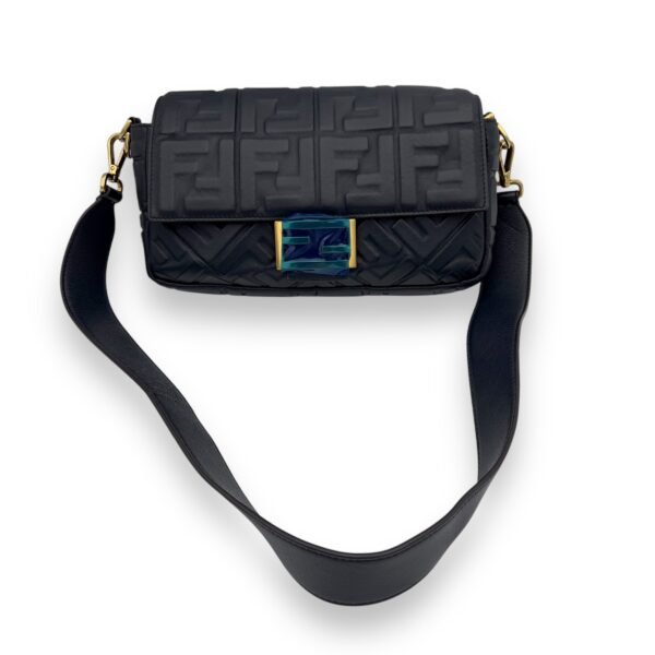 Baguette Blue Shoulder Bag in Calfskin, Gold hardware - Image 7