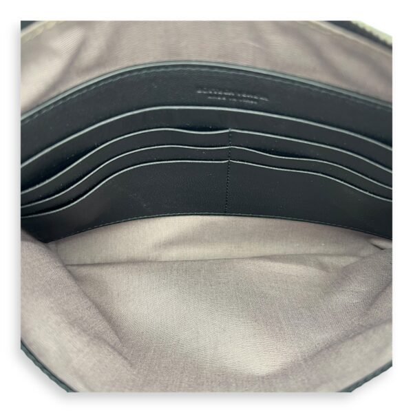Intrecciato Pouch Black in Lambskin, Ruthenium hardware - Image 9