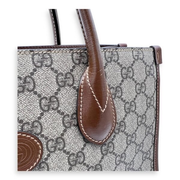 GG Supreme Brown Tote Bag in Interlocking GG Supreme, Gold hardware - Image 7