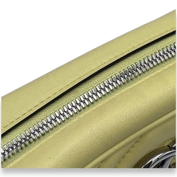 GG Marmont Crossbody Bag Medium Yellow in Calfskin, Silver hardware - Image 7