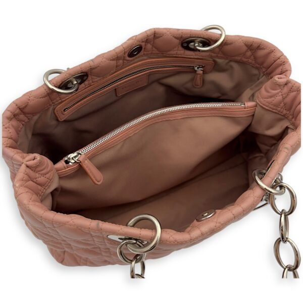 Cannage Tote bag in Lambskin, Silver Hardware - Image 7