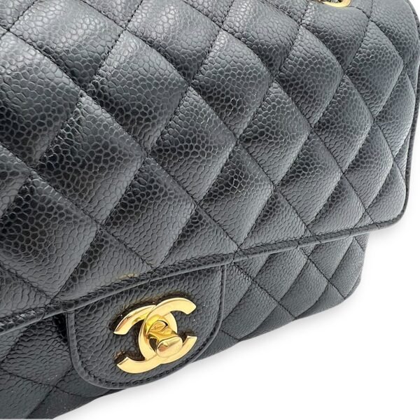 Classic Shoulder Bag Black in Caviar Leather, Gold hardware - Image 8