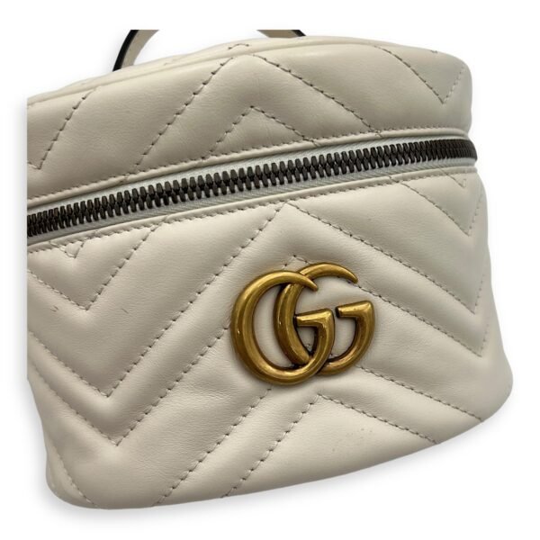 GG Marmont Backpack White in Calfskin, Gold hardware - Image 7