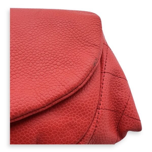 Half Moon Wallet On Chain Red in Caviar Leather, Silver hardware - Image 7