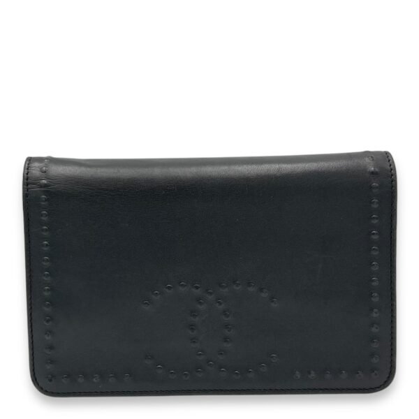 CC Black Wallet On Chain in Lambskin, Silver hardware