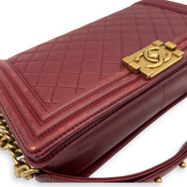 Boy Shoulder Bag Medium Red in Calfskin, Gold hardware - Image 8