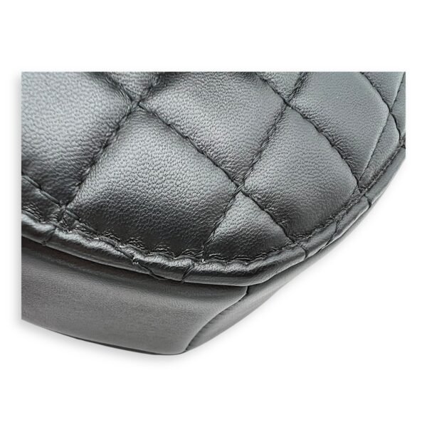 Heart Medium Black Crossbody Bag in Lambskin, Gold hardware - Image 7