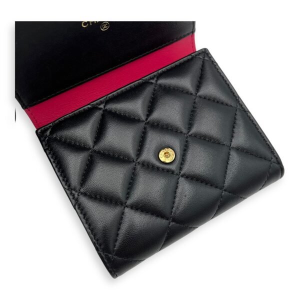 CC Heart Black Wallet in Lambskin, Gold hardware - Image 4