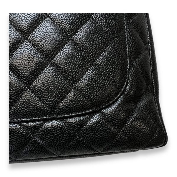 GST Black Shoulder Bag in Caviar Leather, Gold hardware - Image 9