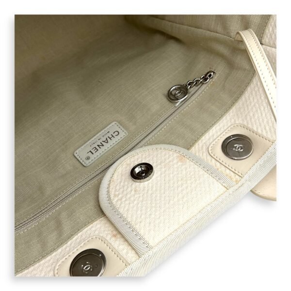 Deauville Tote Bag White in Canvas, Silver hardware - Image 9