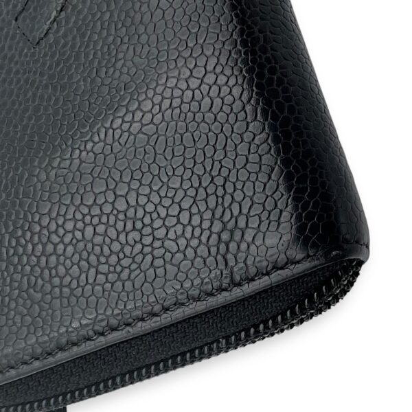 CC Zipped Black Wallet in Caviar Leather, Gold hardware - Image 9