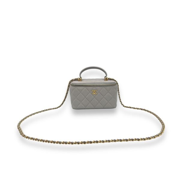 CC Vanity Bag Grey in Lambskin, Gold hardware - Image 9