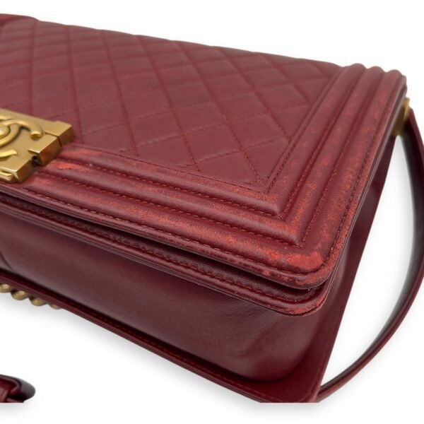 Boy Shoulder Bag Medium Red in Calfskin, Gold hardware - Image 9