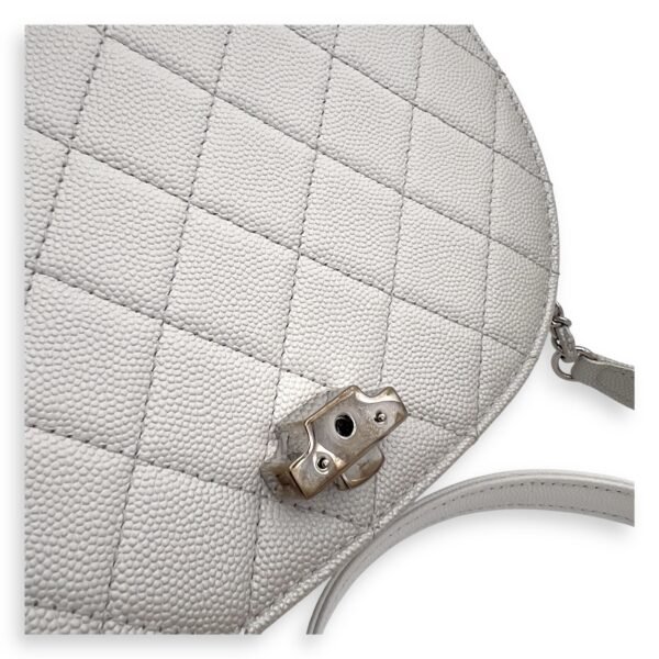Coco Curve Top Handle Bag White in Caviar Leather, Silver hardware - Image 8