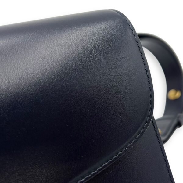 Horsebit 1955 Shoulder Bag Blue in Calfskin, Gold hardware - Image 9