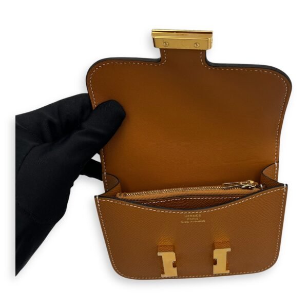 Constance Slim Toffee Wallet in Epsom, Gold hardware - Image 8