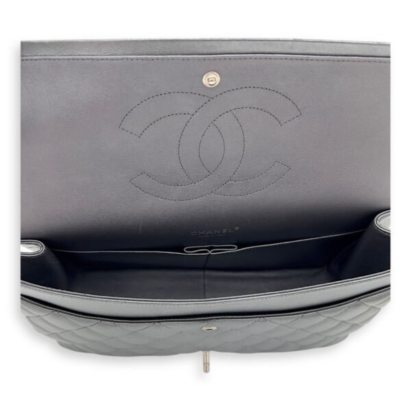 Classic Shoulder Bag Maxi Silver in Lambskin, Silver hardware - Image 11