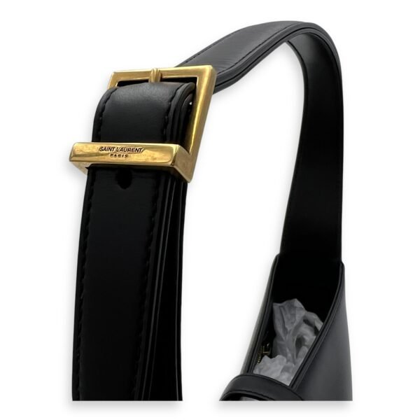 Le 5 A 7 Shoulder Bag Black in Calfskin, Gold hardware - Image 9