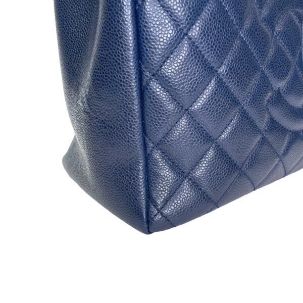GST Medium Blue Tote Bag in Caviar Leather, Gold hardware - Image 10