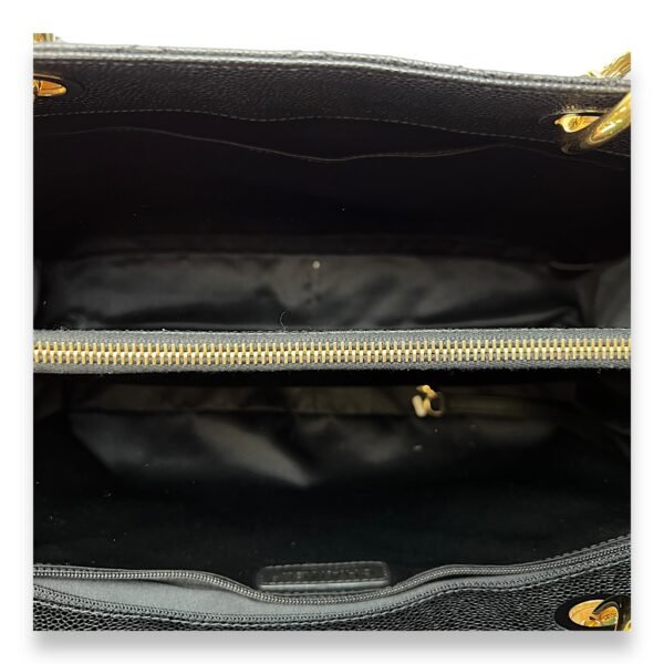 GST Black Shoulder Bag in Caviar Leather, Gold hardware - Image 10