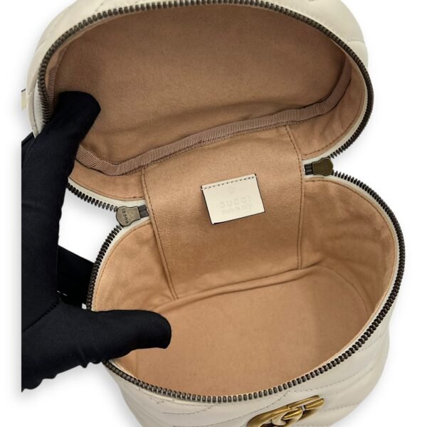 GG Marmont Backpack White in Calfskin, Gold hardware - Image 6