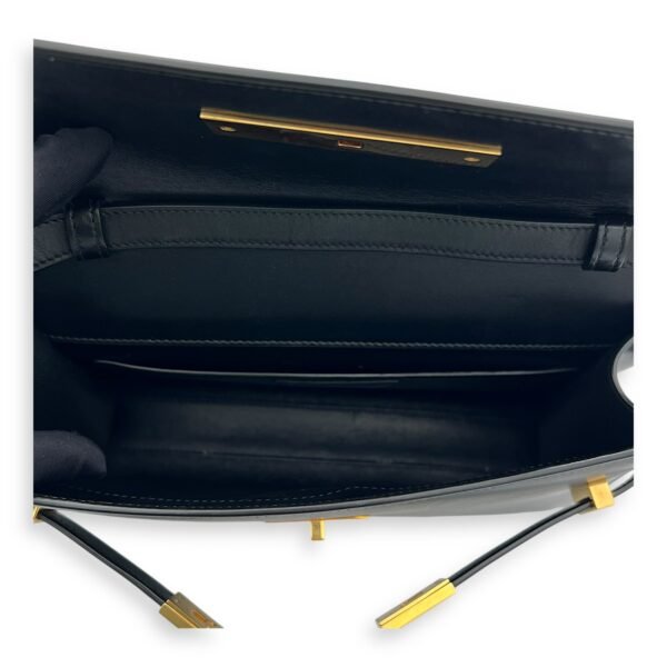 Manhattan Shoulder Bag Black in Calfskin, Gold hardware - Image 6
