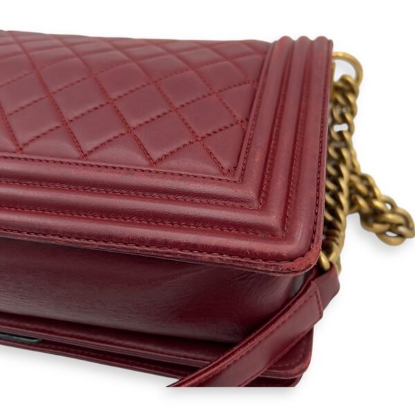 Boy Shoulder Bag Medium Red in Calfskin, Gold hardware - Image 10