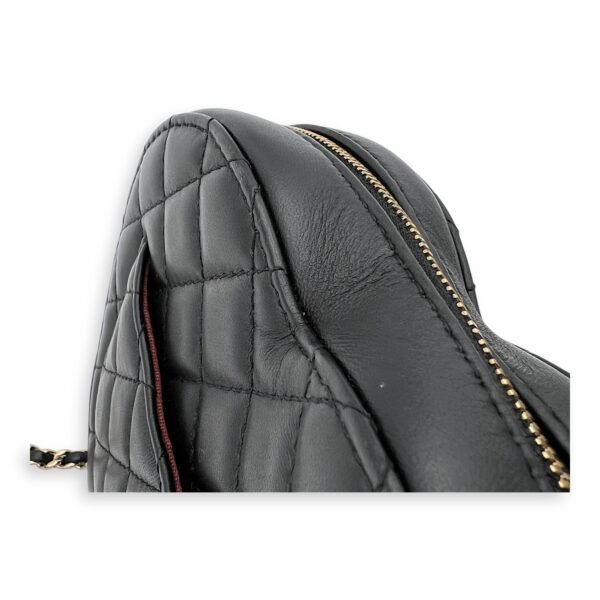 Heart Medium Black Crossbody Bag in Lambskin, Gold hardware - Image 9