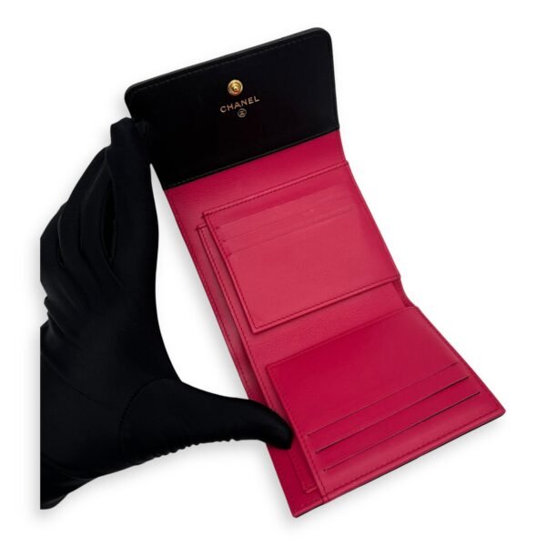 CC Heart Black Wallet in Lambskin, Gold hardware - Image 12