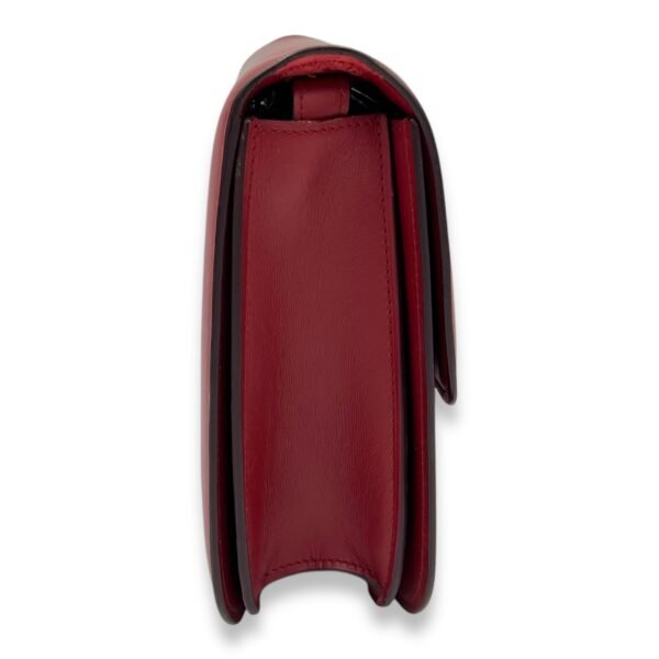 Box Medium Red Shoulder Bag in Calfskin, Gold hardware - Image 3