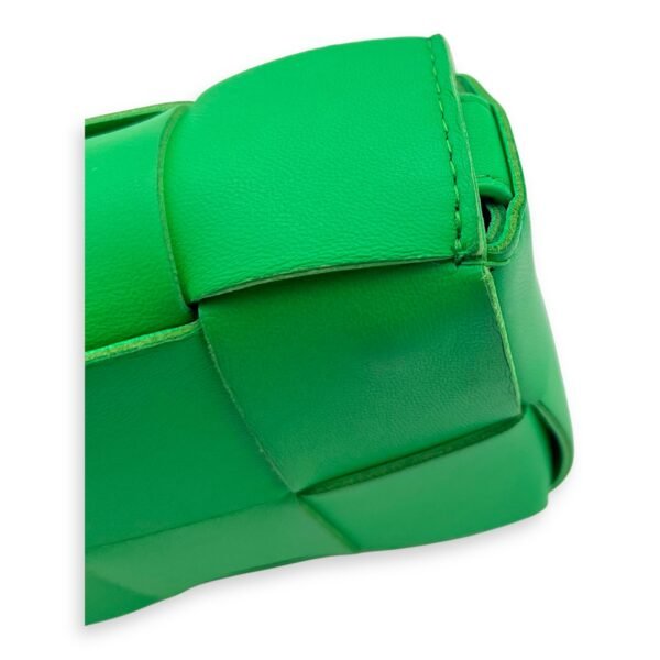 Cassette Green Crossbody Bag in Lambskin, Gold hardware - Image 11