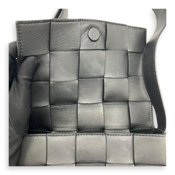 Cassette Black Crossbody Bag in Lambskin - Image 10