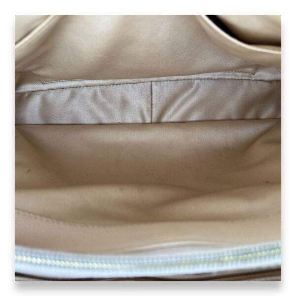 GST Beige Shoulder Bag in Caviar Leather, Gold hardware - Image 12