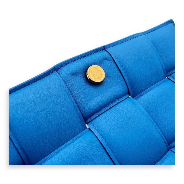 Cassette Crossbody Bag Blue in Lambskin, Gold hardware - Image 12