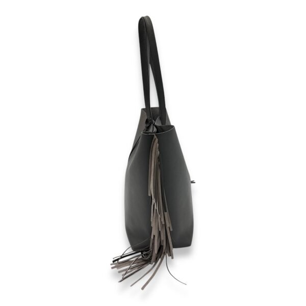 East West Shopping Fringe Tote Bag Grey in Calfskin, Silver hardware - Image 4