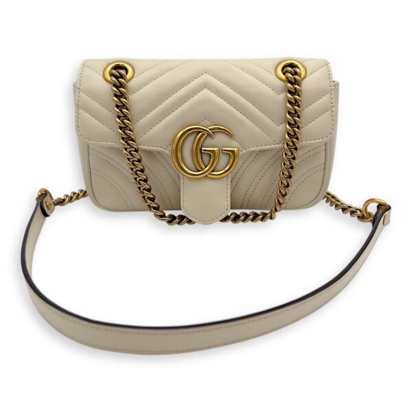 GG Marmont Shoulder Bag Mini White in Calfskin, Gold hardware - Image 12