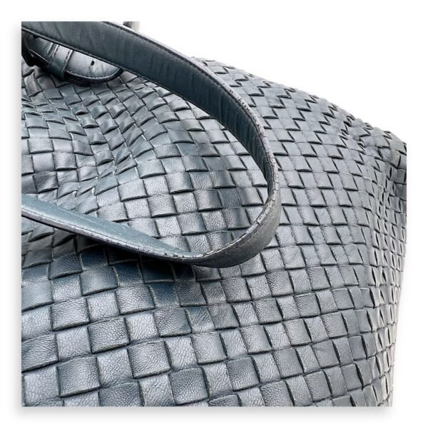 Intrecciato Shoulder Bag Blue in Lambskin, Ruthenium hardware - Image 12