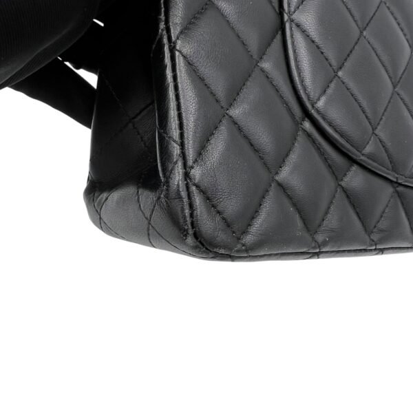 Classic Shoulder Bag Medium Black in Lambskin, Gold hardware - Image 8