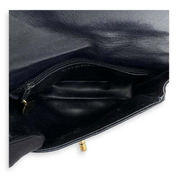 CC 65/26 Blue Belt Bag in Lambskin, Gold hardware - Image 6