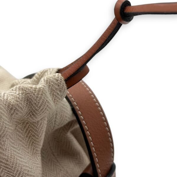 Anagram Basket Beige Bucket Bag in Raffia, Silver hardware - Image 13