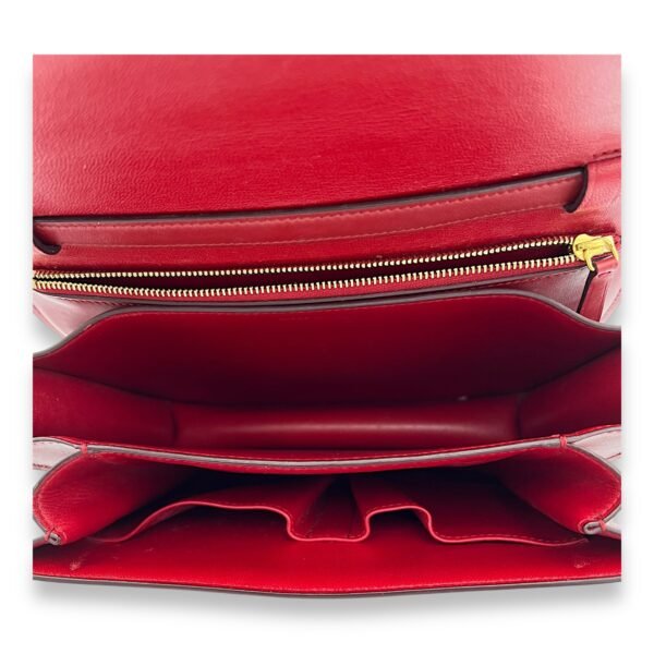 Box Medium Red Shoulder Bag in Calfskin, Gold hardware - Image 6