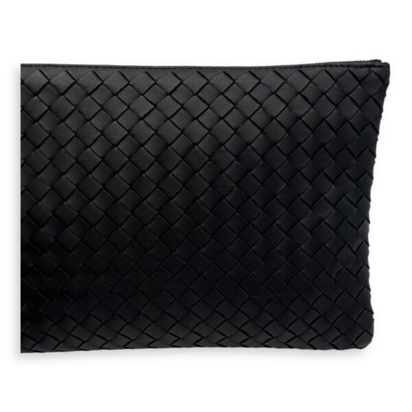 Intrecciato Pouch Black in Lambskin, Ruthenium hardware - Image 12