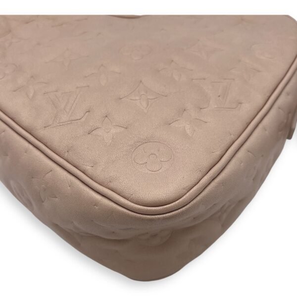 Fall In Love Sac Coeur Crossbody Bag Pink in Lambskin, Gold hardware - Image 7
